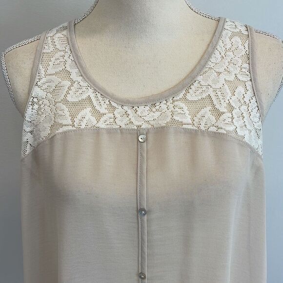 Final Touch Sheer Lace Top Blouse - Picture 2 of 4